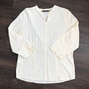 ✨3 for $25 Eddie Bauer yellow l/s button up